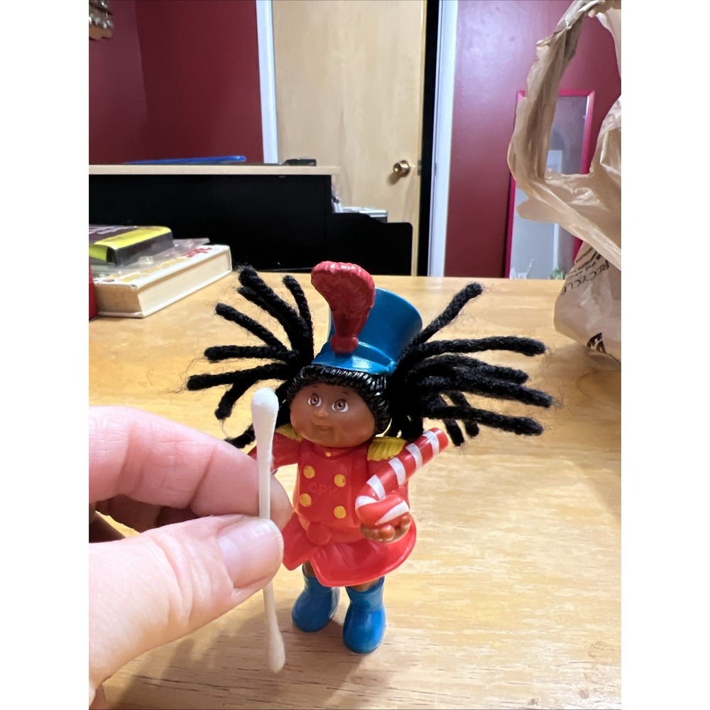 1984 cabbage patch figure African American Blue Hat Red Band Outfit Blue Boots